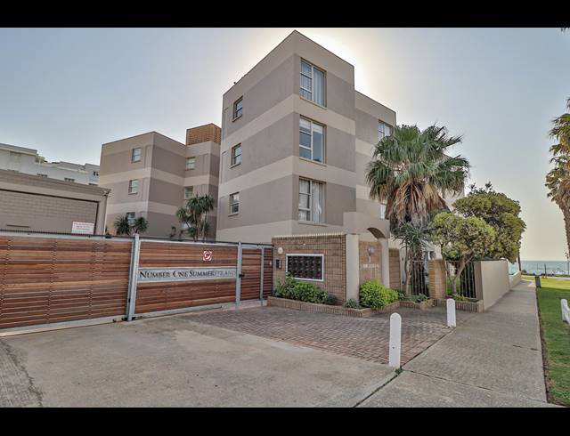 3 BEDROOM APARTMENT RENTED IN SUMMERSTRAND